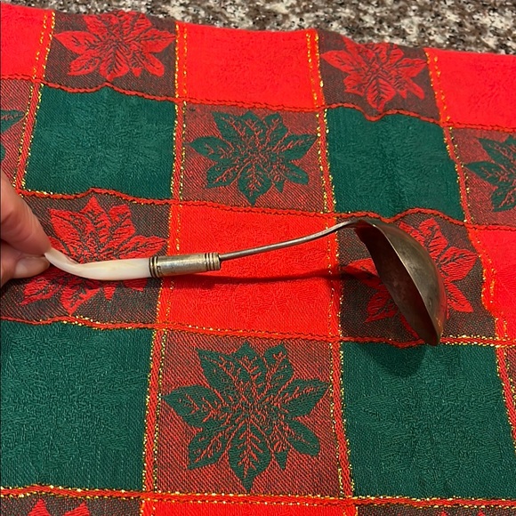 Sterling Silver and pearl Serving spoon - Picture 9 of 10